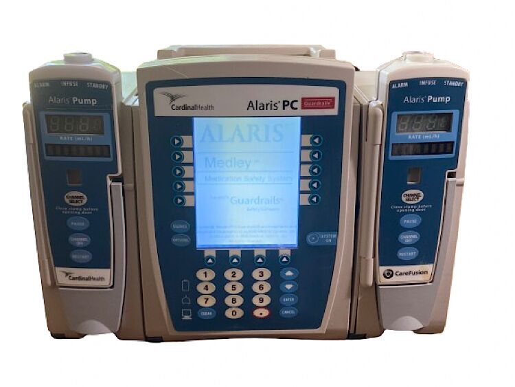 CARDINAL HEALTH Alaris pc 8000 infusion pump With 2 8100 IV Module Pump IV Infusion