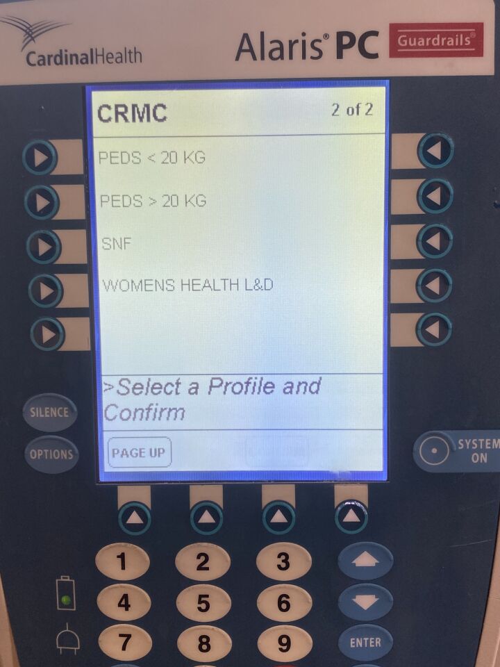 CARDINAL HEALTH Alaris pc 8000 infusion pump With 2 8100 IV Module Pump IV Infusion