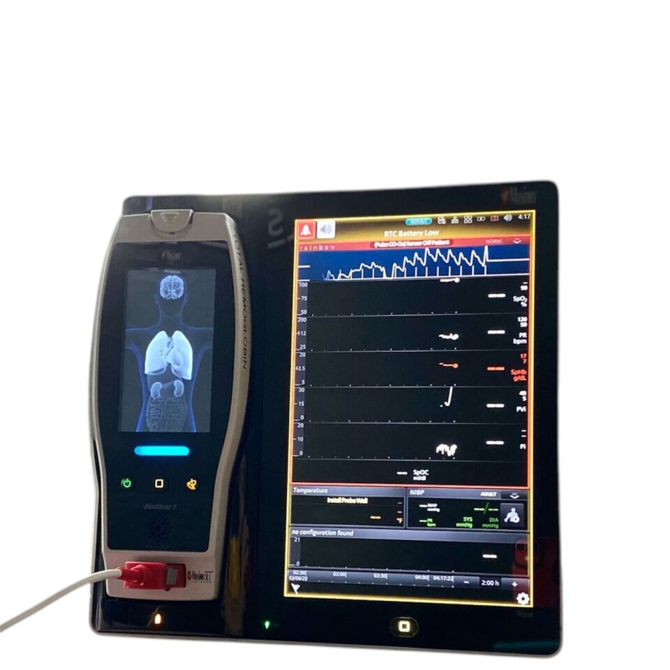 MASIMO Root Multiparameter SpHb,SpCo,Pvi,SpO2 With Radical-7 Touch Screen Monitor Monitor